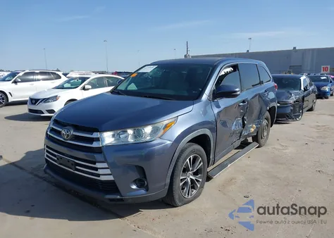 2019 Toyota Highlander Le z USA, uszkodzony, nr VIN 5TDZZRFH6KS341675